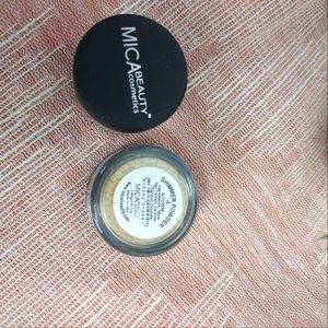 1 New-1 .1oz. MICA Beauty Cosmetics eyeshadow